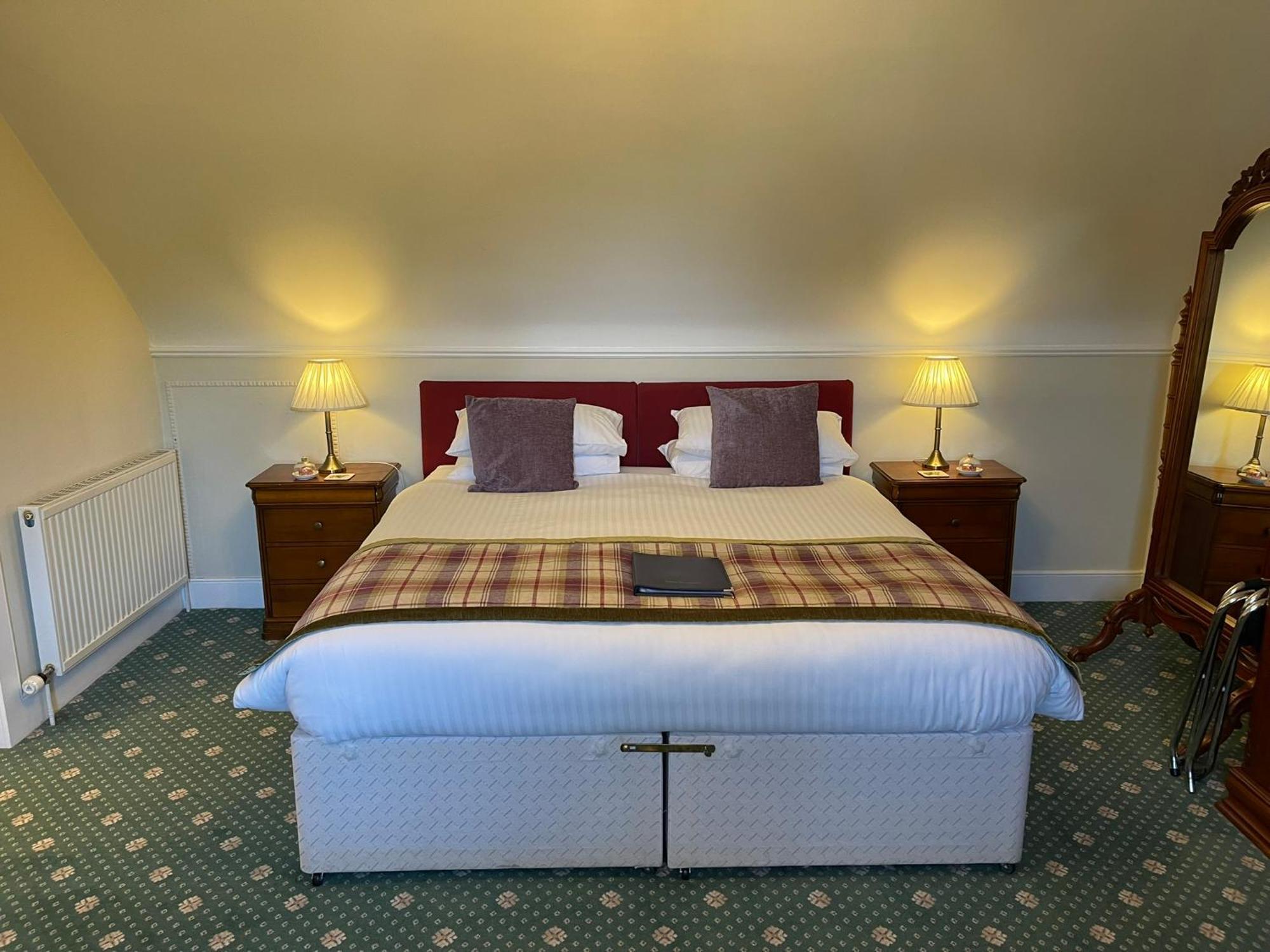 Ravenscourt House, Guest House Grantown-on-Spey Exterior foto