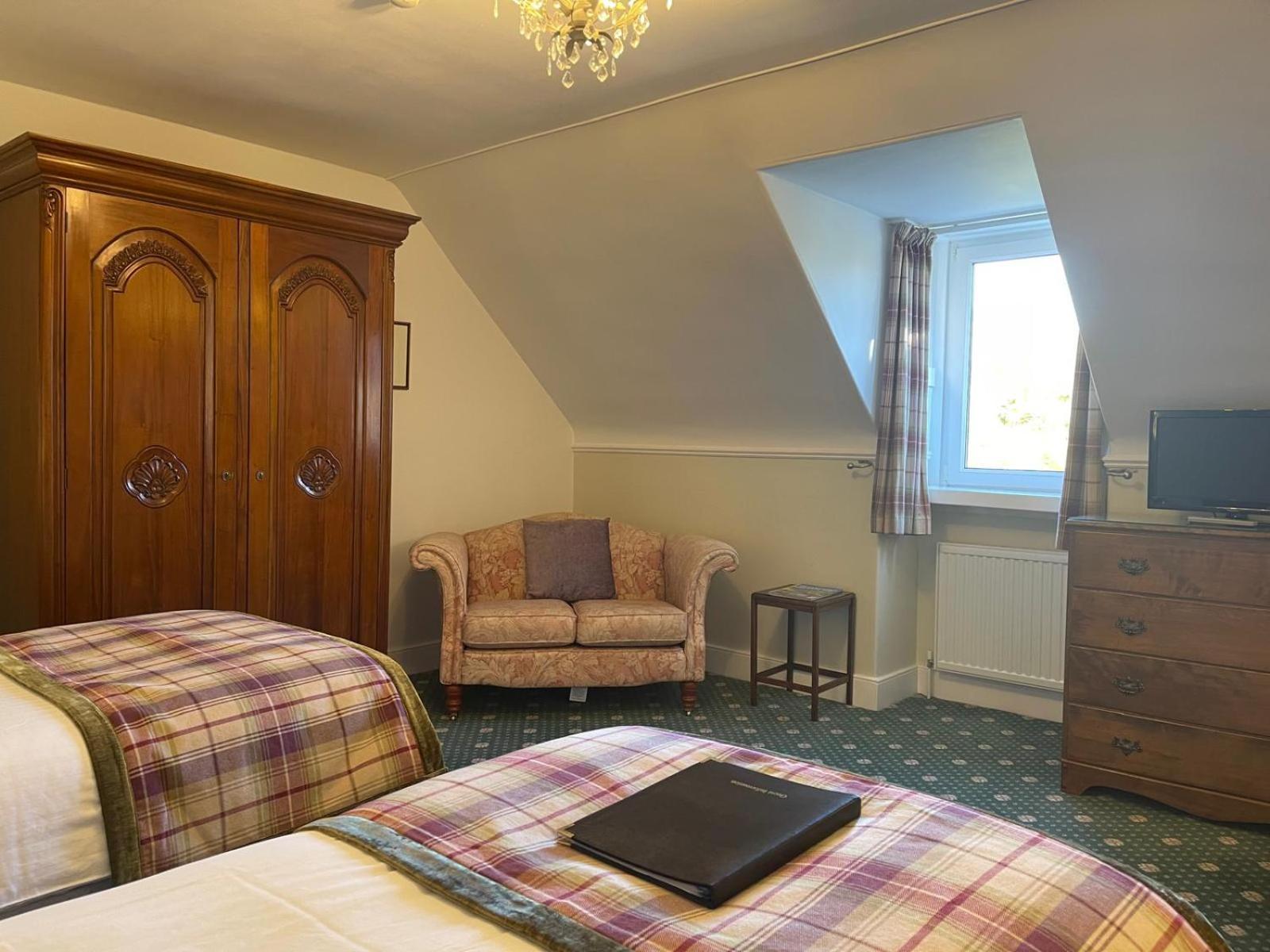 Ravenscourt House, Guest House Grantown-on-Spey Exterior foto