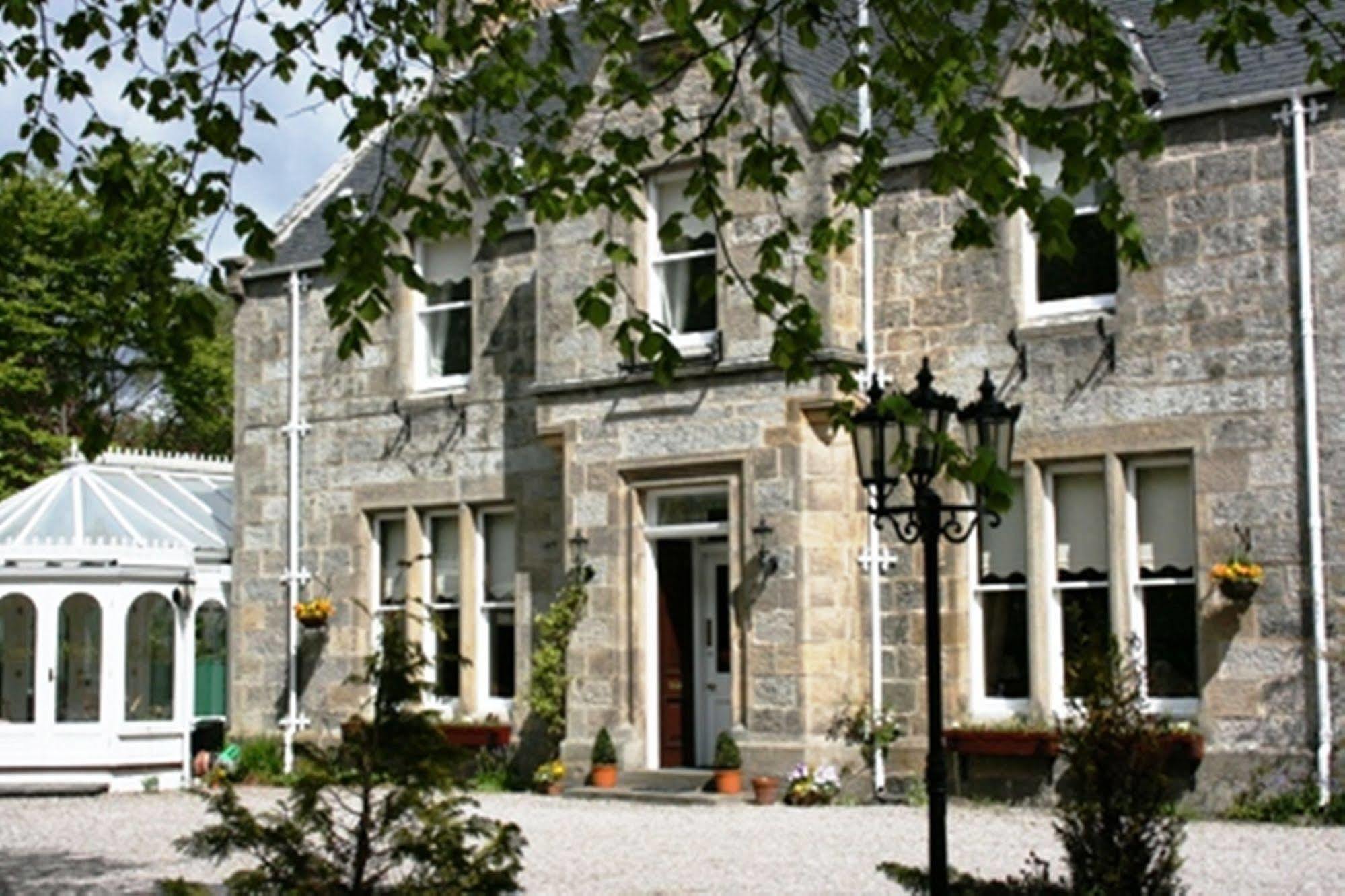 Ravenscourt House, Guest House Grantown-on-Spey Exterior foto